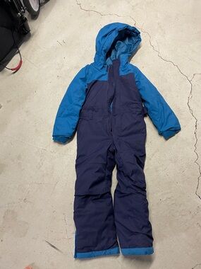 L.L. Bean Kids Blue Hooded Snow Suit in Light and Navy Blue